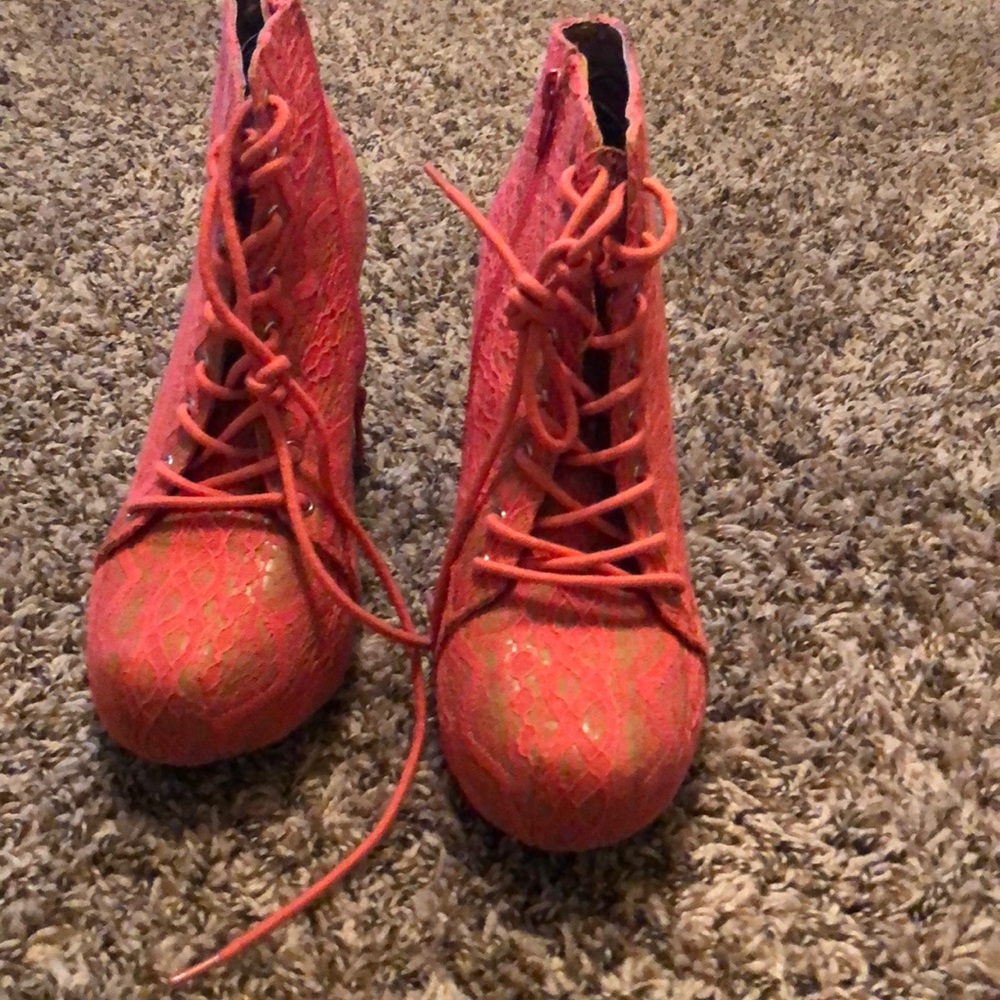 Women's Coral/Brown Lace Up Booties
